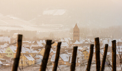 Un village viticole en hiver : sur les hauteurs de Kaysersberg vignoble, Alsace, CeA, Grand Est, France