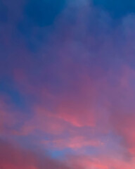 Obraz premium Dramatic sunset sky with colorful clouds background. Evening sunset. Twilight sky.
