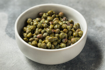 Organic Marinated Green Capers