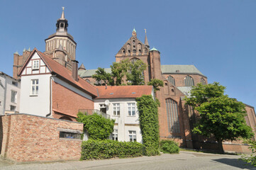 Fototapeta premium Gothic St. Mary's Church (Marienkirche) of the Hanseatic city of Stralsund in Germany