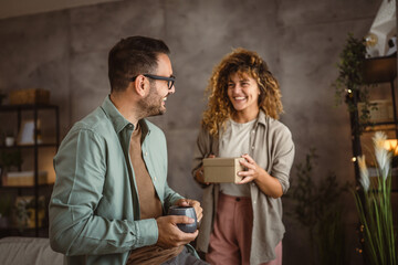 Girlfriend ready to give boyfriend birthday, anniversary present