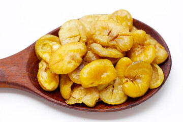 Roasted salted broad beans snack