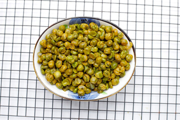 Greennut roasted salted, green peas