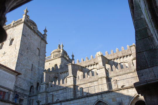 historical romanesque cathedral -Se do Porto