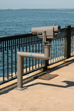 Binocular Viewers with an ADA-Compliant Base