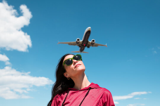 Woman wishing to travel on vacation