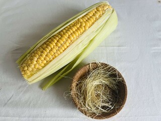Corn silk has the benefit of lowering blood pressure, high cholesterol and arthritis