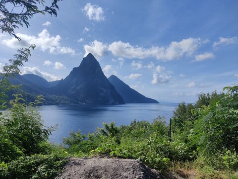 Piton Mountains