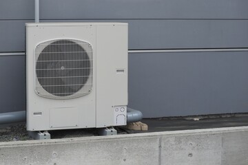 Fototapeta premium エアコンの室外機