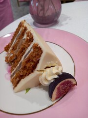 piece of cake with cream