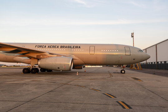 Airbus C-30, A330-200 da For&ccedil;a A&eacute;rea Brasileira estacionado no p&aacute;tio do Aeroporto Internacional do Rio de Janeiro.