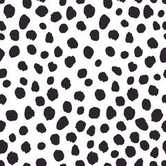 Cheetah Print Seamless Pattern. Animal Skin. Abstract Pattern on White Backdrop. Hand Drawn Cheetah Skin Background. Vector Tile with Wild Animal Fur. © Iuliia Savko