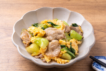 豚玉と青梗菜の中華炒め