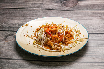 Pad thai - noodle with shrimps