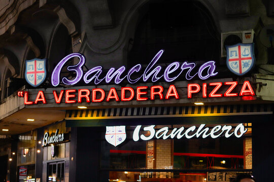Banchero pizzeria inventor of the Fugazzeta or onion pizza