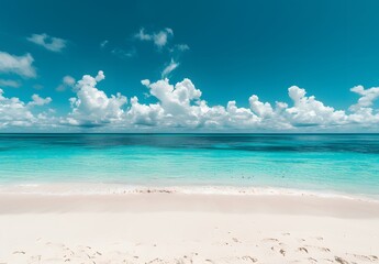 Obraz premium Tropical Beach Paradise: White Sand & Turquoise Water