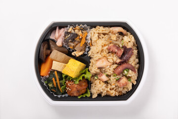 タコとごぼうの炊き込みご飯弁当