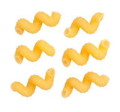 pasta stortelli path isolated on white