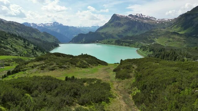 Alpkogel, &Ouml;sterreich: Flug in Richtung des Stausee Kops