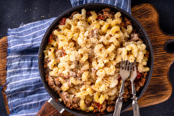 One skillet cheeseburger mac and cheese