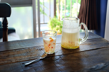 ココナッツフルーツヨーグルト