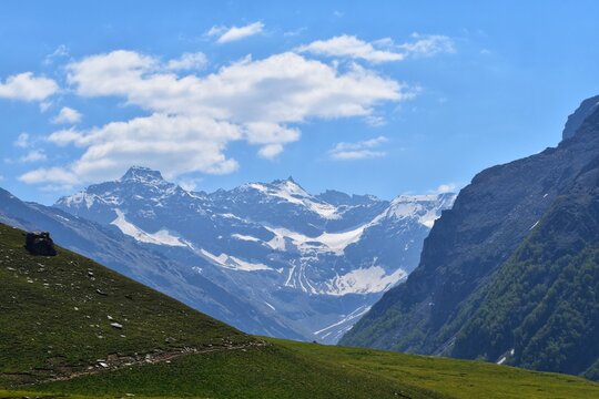 Himalayan mountains landscape