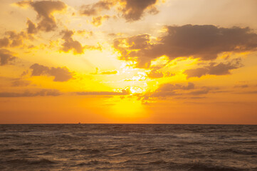 Fototapeta premium Sunset or sunrise at sea. Summer sea background.