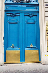 Doors of Paris 