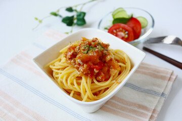 手作りのスパゲティミートソース