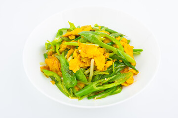 Chinese home cooking green pepper scrambled eggs