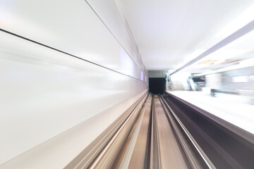U-Bahn Tunnel Warp