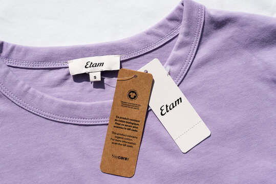 Tee-shirt en coton de la marque Etam, France