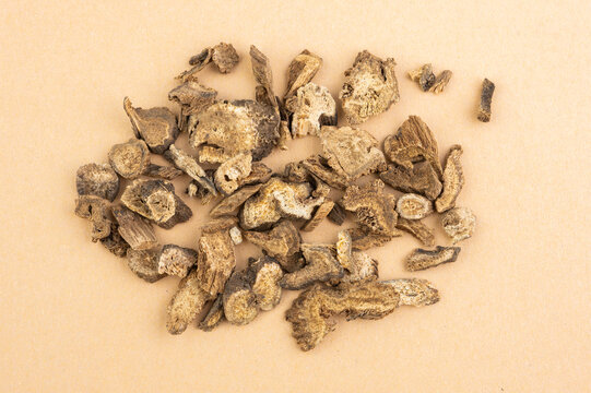 Chinese food stewed food spices Chinese herbal medicine costus root