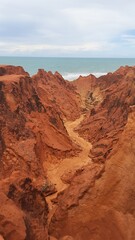 falésias de morro branco, no Ceará 