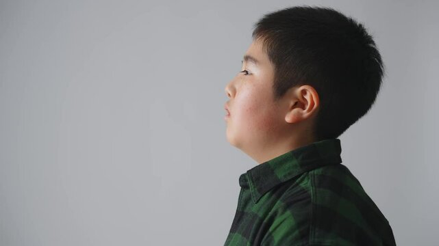 男の子の横顔
