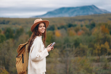 Mountain Woman: A Smiling Adventure in Nature, Tourist Connection in Cyberspace.