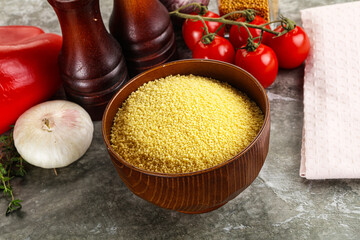 Raw dry wheat couscous grain
