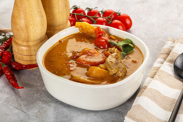 Yellow Thai curry with beef