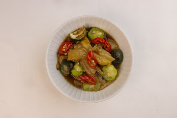 Thai Beef Tendon Soup or Ngaj Nyuj Leeg Hau