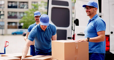 Certified Technician and Professional Mover Unloading Truck