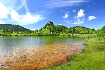 草津白根山の弓池