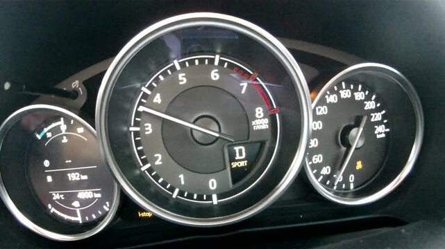 Full throttle acceleration of an automatic sports car 
