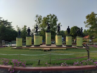 art and craftmanship in bolpur, a popular place which preserve traditional art of Bengal