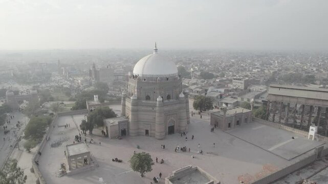 Multan Ghanta Ghar, Dha Multan Qila kuhna Qasim bagh