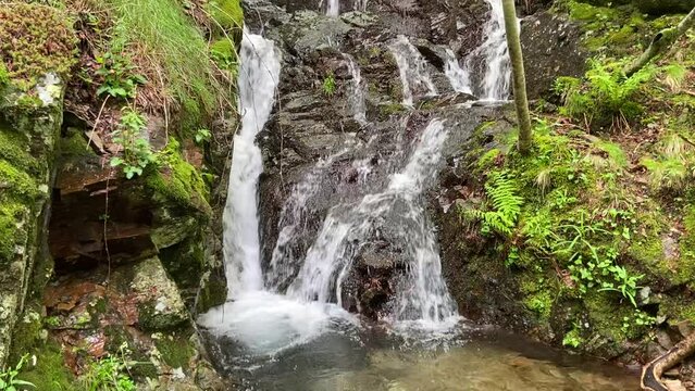 Cascade d&rsquo;Orgon dans les C&eacute;vennes, Occitanie