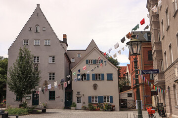 Historisches Augsburg, H&auml;userzeile am Roten Tor