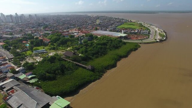 Vegetation on the banks of Guajar&aacute; Bay, Mangal das Gar&ccedil;as Park - Bel&eacute;m, Par&aacute;, Brazil