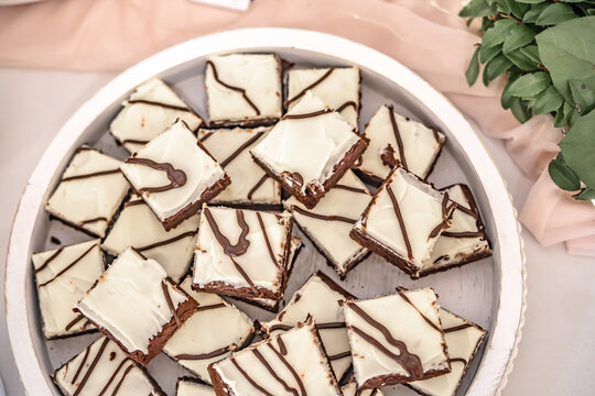 White Frosted Brownie Chocolate Drizzle