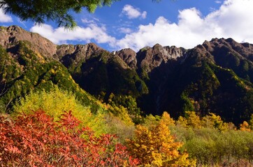 秋の上高地ハイキング