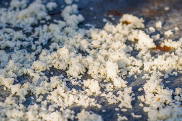 dry the remaining rice in zinc,
recycling food to make snacks, as well as poultry feed